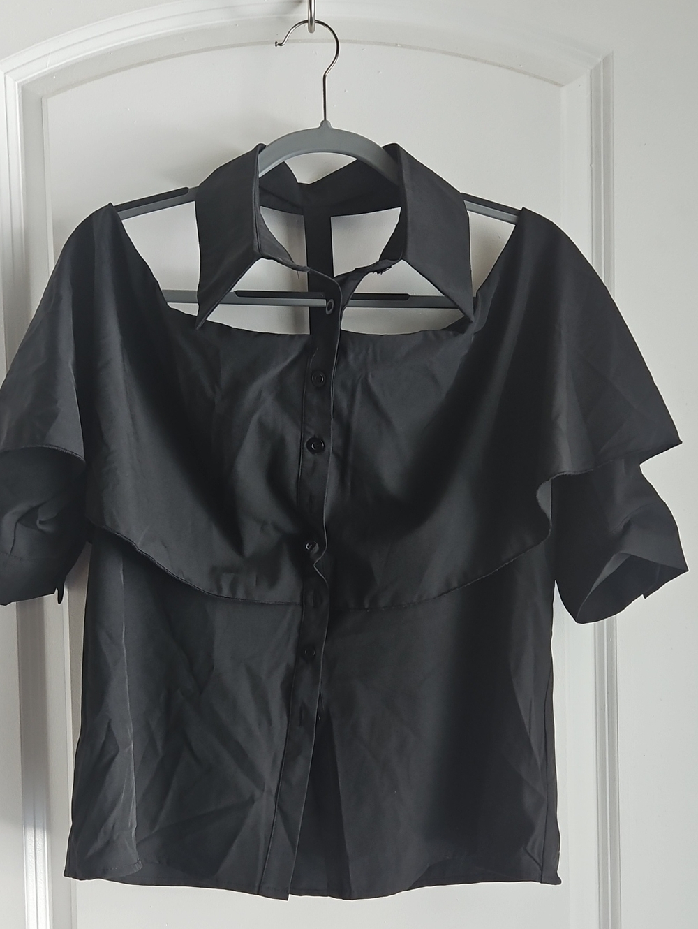 SHEIN Black Off-Shoulder Ruffle Button-Up Top